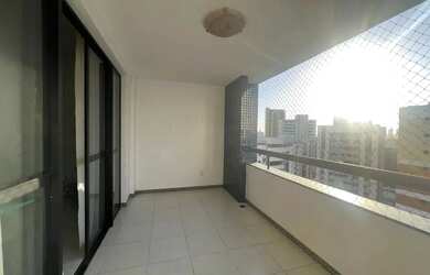 Imagem: O apartamento possui 4 Dormitórios, 4 Banheiros, 2 Vagas na