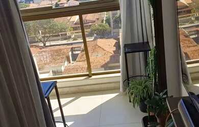 Imagem: O apartamento possui 4 Dormitórios, 2 Banheiros, 2 Vagas na