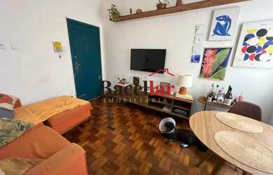 Imagem: O apartamento possui 1 Dormitório, 1 Banheiro, 60m² de Área