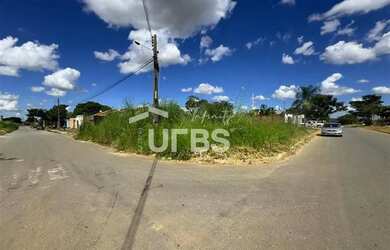 Imagem: O terreno possui 437m² de Área e está localizado em Jardim