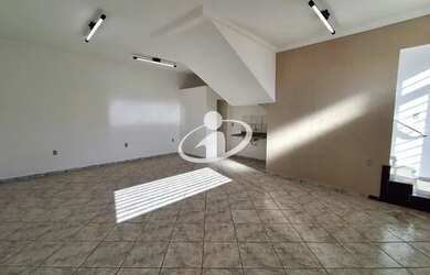 Imagem: O apartamento possui 3 Dormitórios, 3 Banheiros, 2 Vagas na