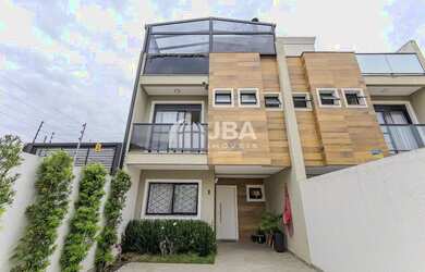 Imagem: A casa em condomínio possui 3 Dormitórios, 4 Banheiros, 2