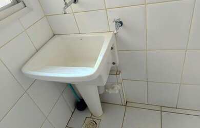 Imagem 3: Imóvel para aluguel tem 52 metros quadrados com 2 quartos em Alto da...