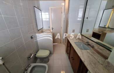 Imagem 13: LINDO E AMPLO APARTAMENTO, REFORMADO, PRÓXIMO AO METRÔ E COMÉRCIO,...