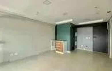 Imagem: O depósito possui 1 Vaga na garagem, 37m² de Área e está