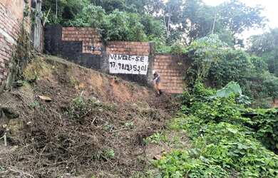 Imagem: O terreno possui 120m² de Área e está localizado em Novo