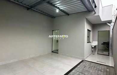 Imagem: A casa possui 2 Dormitórios, 2 Banheiros, 1 Vaga na garagem