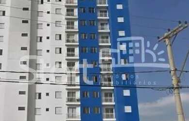 Imagem: O apartamento possui 2 Dormitórios, 1 Banheiro, 1 Vaga na garagem