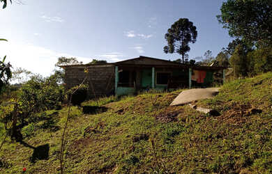 Imagem 10: Chácara com local para lago casa simples