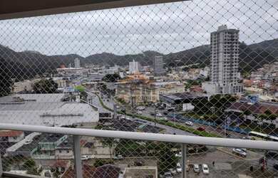 Imagem: O apartamento possui 2 Dormitórios, 1 Banheiro, 2 Vagas na