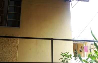 Imagem: A casa possui 2 Dormitórios, 2 Banheiros, 3 Vagas na garagem