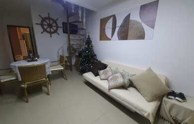 Imagem: A casa em condomínio possui 3 Dormitórios, 2 Banheiros, 1