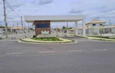 Imagem: A casa em condomínio possui 2 Dormitórios, 1 Banheiro, 2 Vagas