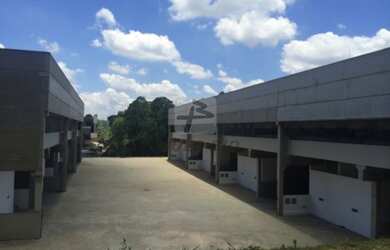 Imagem: O depósito possui 1215m² de Área e está localizado em Jardim