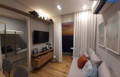 Imagem: O apartamento possui 2 Dormitórios, 1 Banheiro, 1 Vaga na garagem