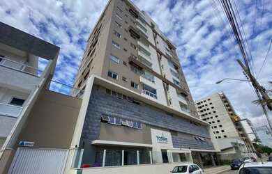 Imagem: O apartamento possui 2 Dormitórios, 1 Banheiro, 77m² de Área