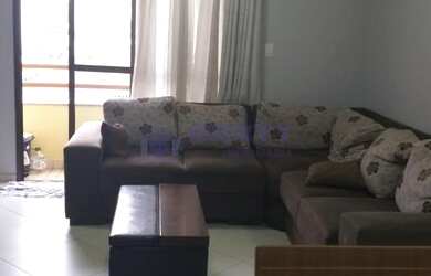 Imagem: O apartamento possui 3 Dormitórios, 1 Banheiro, 2 Vagas na