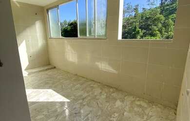 Imagem 1: Excelente casa na freguesia Jacarepaguá, primeira locação