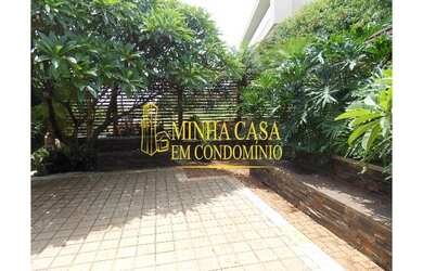 Imagem: A casa em condomínio possui 4 Dormitórios, 5 Banheiros, 4