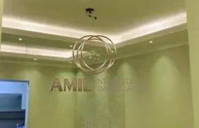 Imagem: O apartamento possui 4 Dormitórios, 1 Banheiro, 1 Vaga na garagem