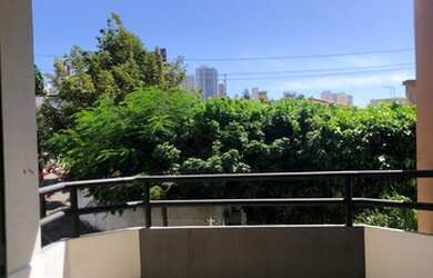 Imagem: O apartamento possui 4 Dormitórios, 3 Banheiros, 2 Vagas na