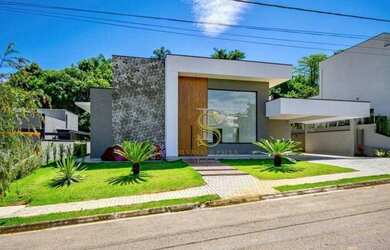 Imagem: A casa em condomínio possui 3 Dormitórios, 5 Banheiros, 4