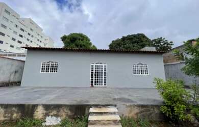 Imagem: A casa em condomínio possui 1 Dormitório, 1 Banheiro, 5 Vagas