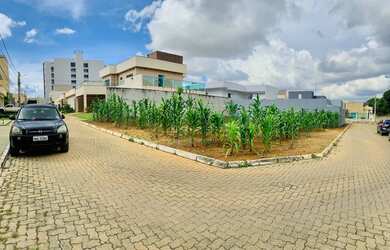 Imagem: O terreno possui 365m² de Área e está localizado em Setor