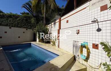 Imagem: A casa em condomínio possui 4 Dormitórios, 3 Banheiros, 3