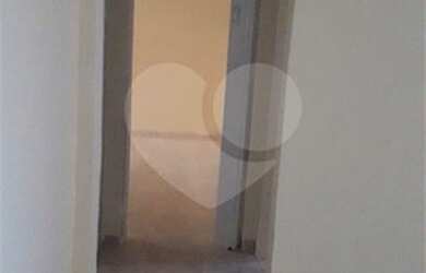 Imagem: A casa possui 2 Dormitórios, 1 Banheiro, 40m² de Área e