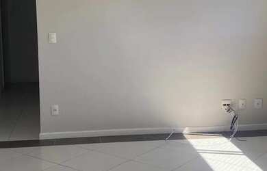 Imagem: O apartamento possui 2 Dormitórios, 2 Banheiros, 2 Vagas na