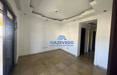 Imagem: A casa possui 3 Dormitórios, 2 Banheiros, 70m² de Área e