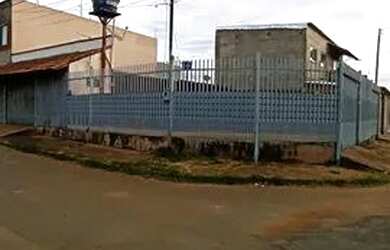 Imagem 1: CASA EM LOTÃO 180 M2 ESQUINA