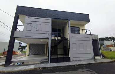 Imagem: A casa em condomínio possui 3 Dormitórios, 4 Banheiros, 3