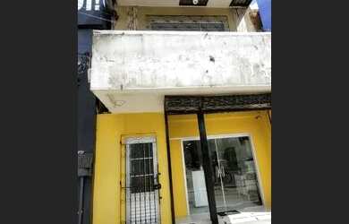 Imagem: A casa possui 2 Dormitórios, 2 Banheiros, 120m² de Área e