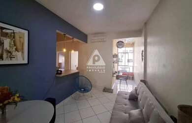 Imagem: O apartamento possui 2 Dormitórios, 1 Banheiro, 75m² de Área