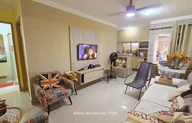 Imagem: A casa em condomínio possui 3 Dormitórios, 2 Banheiros, 2