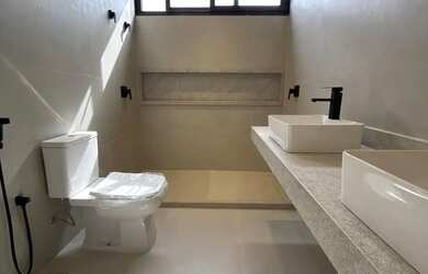 Imagem 4: Alphaville Litoral Norte. Piscina, Guarda roupa, 344m² de Áreae2 Vagas...