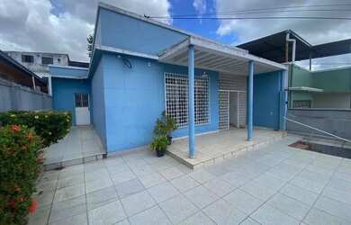 Imagem: Casa na Av Ayrão, 4 dormitórios ótimo para empresas