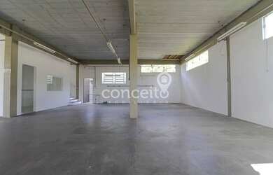 Imagem 3: Galpão com 319m² na Velha