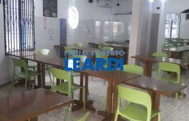 Imagem: O depósito possui 2 Vagas na garagem, 103m² de Área e está