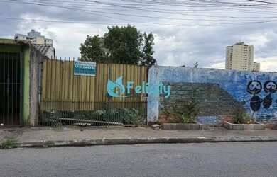 Imagem: O terreno possui 390m² de Área e está localizado em Vila