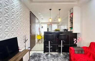 Imagem: A casa em condomínio possui 2 Dormitórios, 1 Banheiro, 2 Vagas