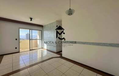 Imagem: O apartamento possui 3 Dormitórios, 2 Banheiros, 1 Vaga na