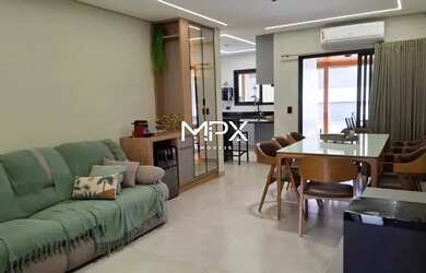 Imagem: A casa em condomínio possui 3 Dormitórios, 2 Banheiros, 2