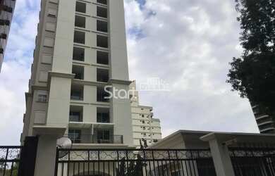 Imagem: O apartamento possui 2 Dormitórios, 2 Banheiros, 2 Vagas na