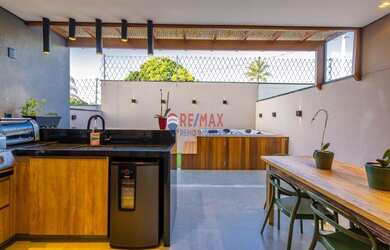 Imagem: A casa em condomínio possui 3 Dormitórios, 4 Banheiros, 2