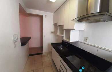 Imagem: O apartamento possui 2 Dormitórios, 2 Banheiros, 2 Vagas na