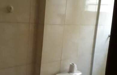 Imagem 2: Casa para aluguel possui 50 metros quadrados com 1 quarto em Parque Bitaru...