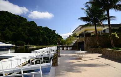 Imagem 4: Casa no Residencial Marina Guarujá no Canal de Bertioga